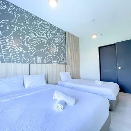 Blue Summer At Jesslton Quay 亚庇忆廊 Seaview Kota Kinabalu Exterior photo