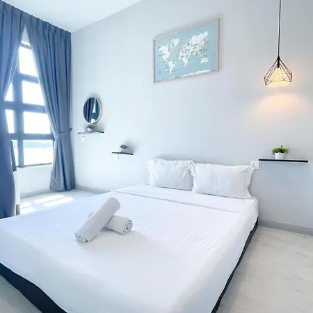 Blue Summer At Jesslton Quay 亚庇忆廊 Seaview Kota Kinabalu Exterior photo