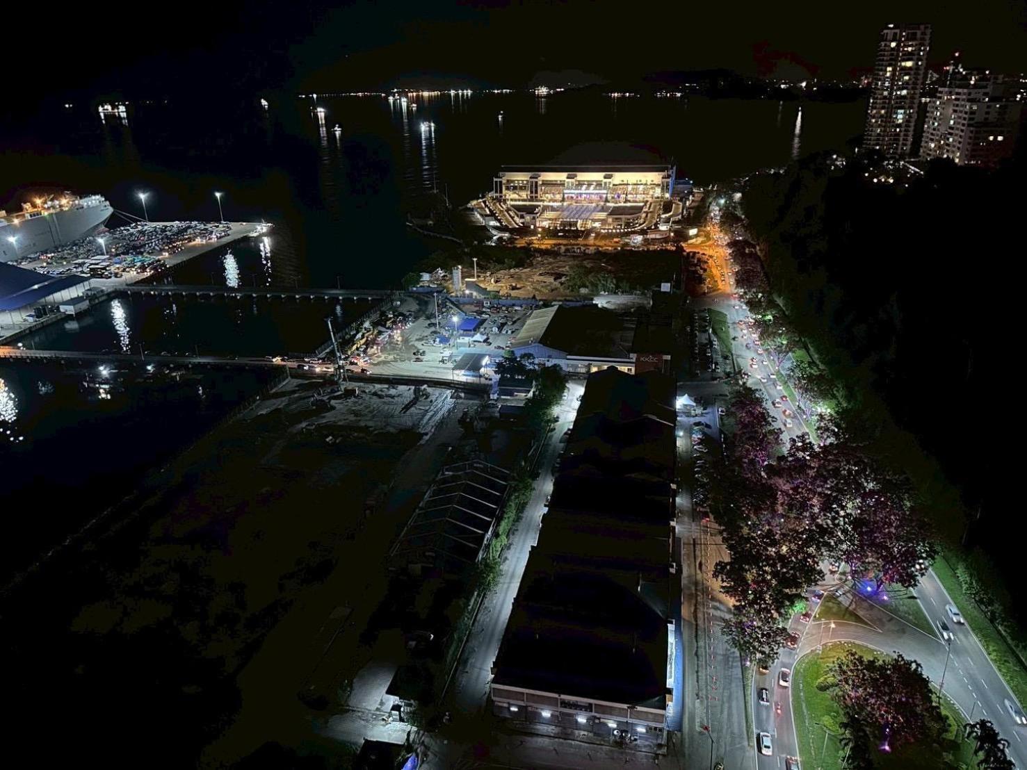 Blue Summer At Jesslton Quay 亚庇忆廊 Seaview Apartment