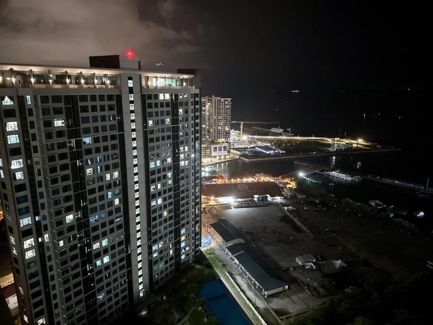 Blue Summer At Jesslton Quay 亚庇忆廊 Seaview *