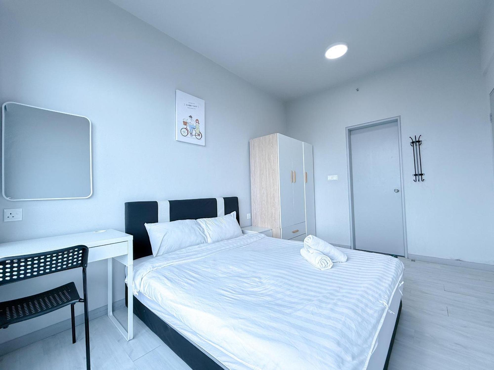 Apartment Blue Summer At Jesslton Quay 亚庇忆廊 Seaview *