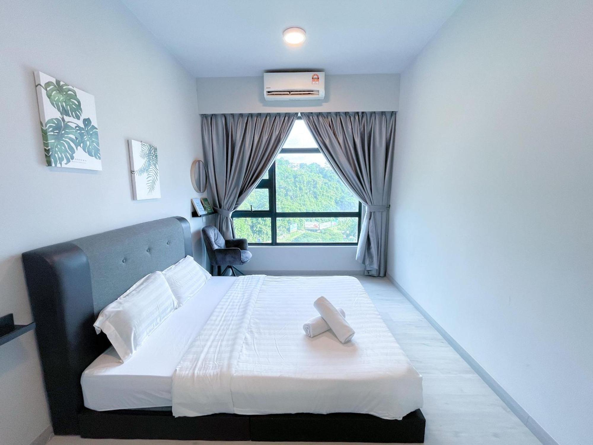 Blue Summer At Jesslton Quay 亚庇忆廊 Seaview Apartment