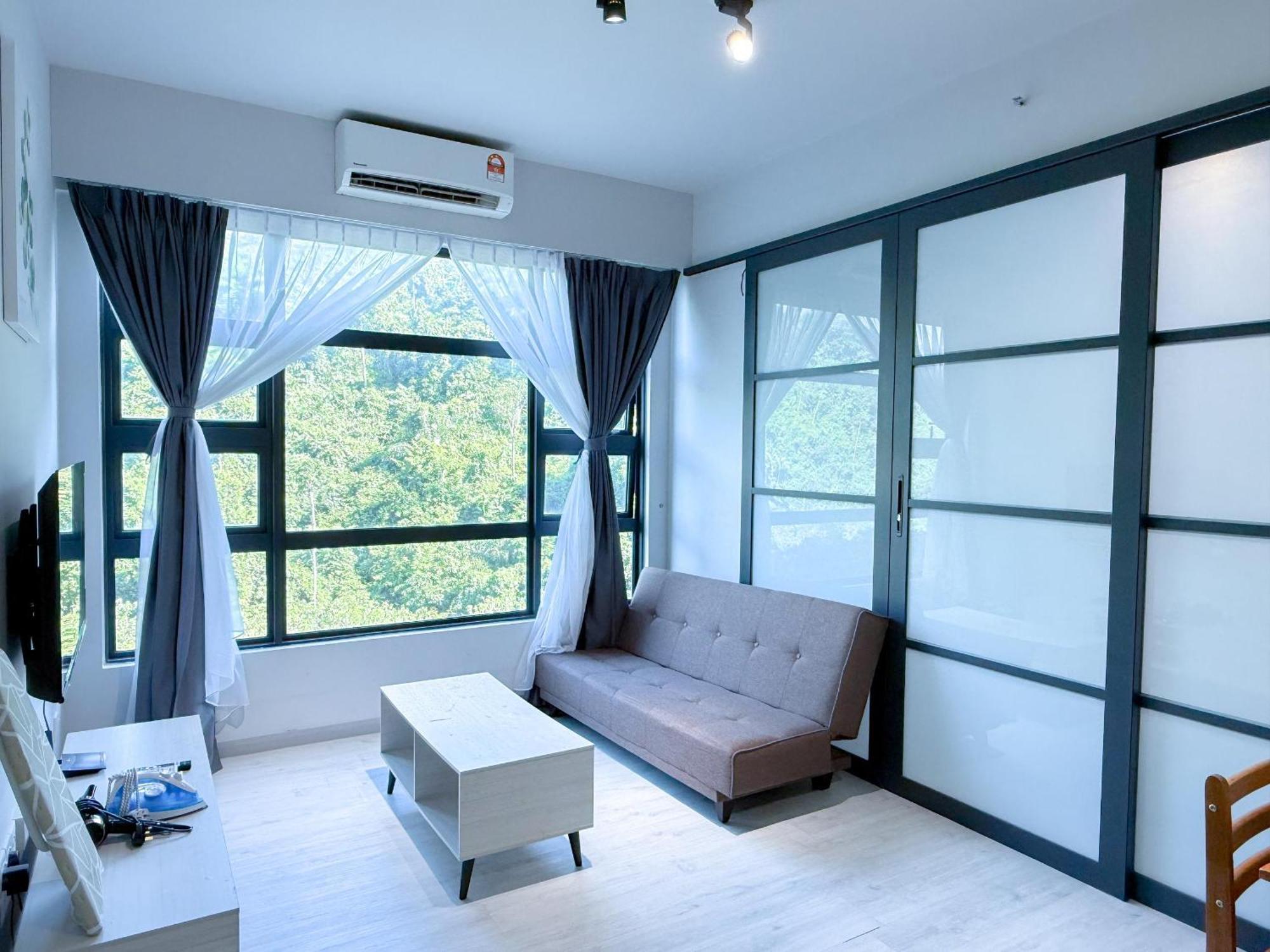 Apartment Blue Summer At Jesslton Quay 亚庇忆廊 Seaview